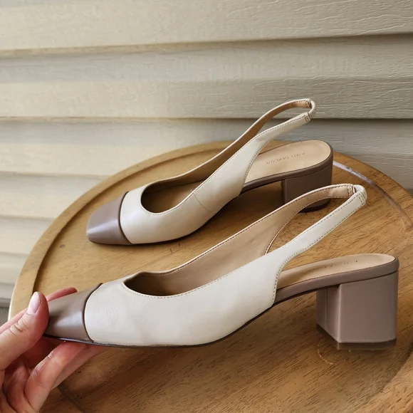 Ann Taylor cap toe block heel dress pumps - Picture 3 of 12